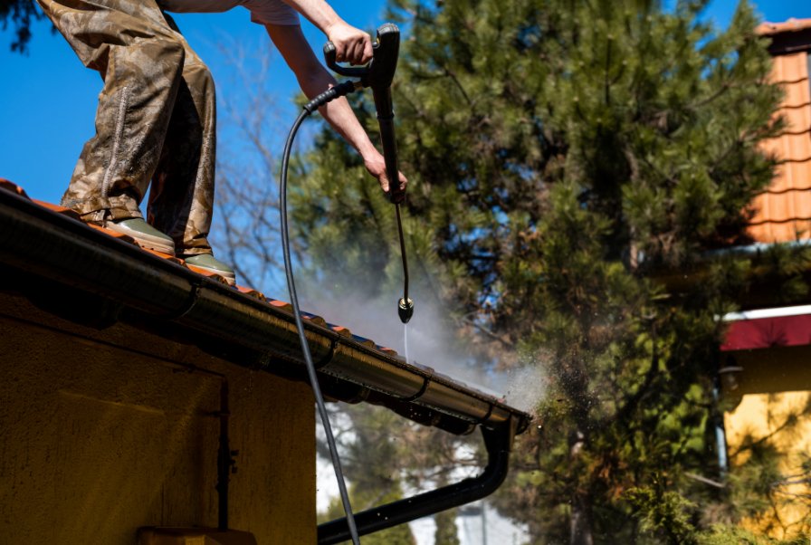 Gutter Cleaning